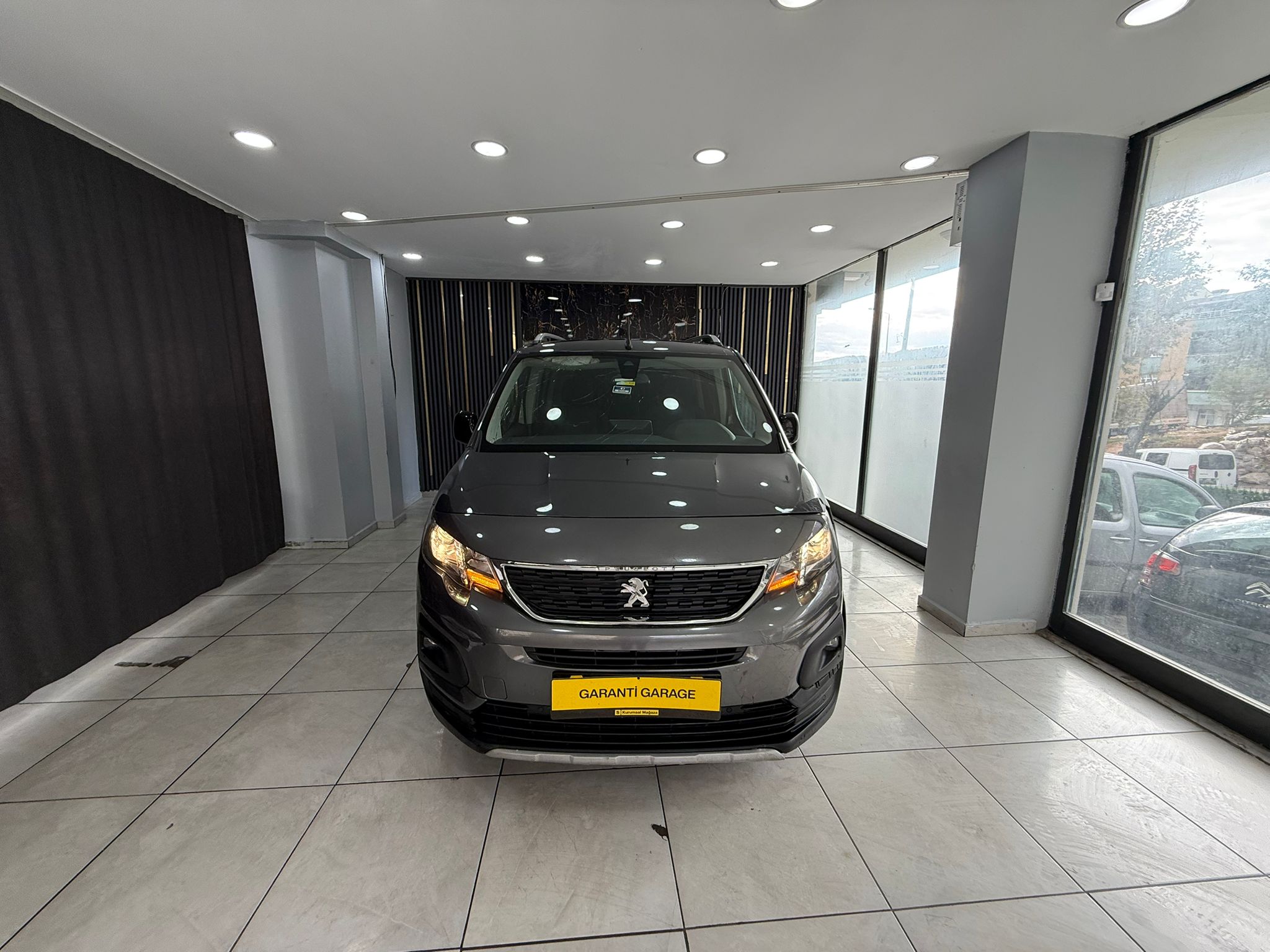 2022 MODEL PEUGEOT RİFTER 1.5 BlueHDİ CAM TAVAM ALLURE PAKET